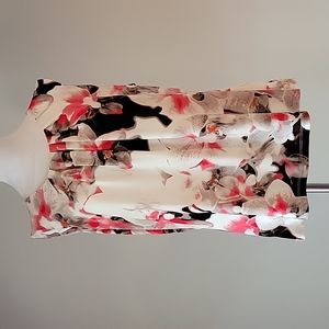 Calvin Klein XL red flowy sleeveless blouse floral work